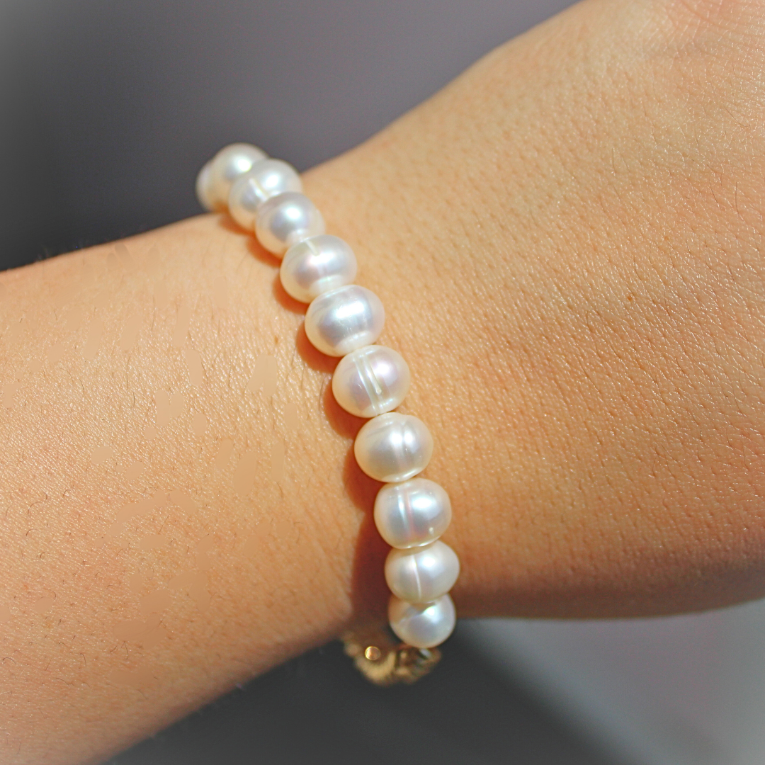 Chunky pear bracelet
