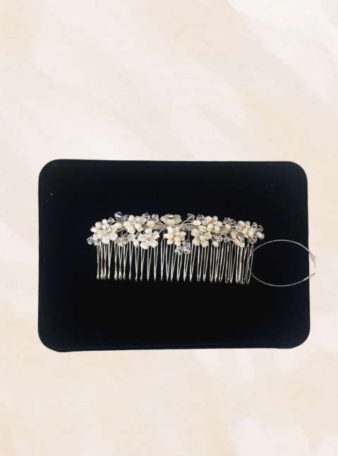 Small flower hair comb