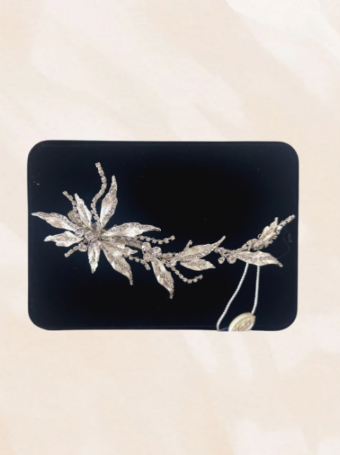 Starbust hair clip