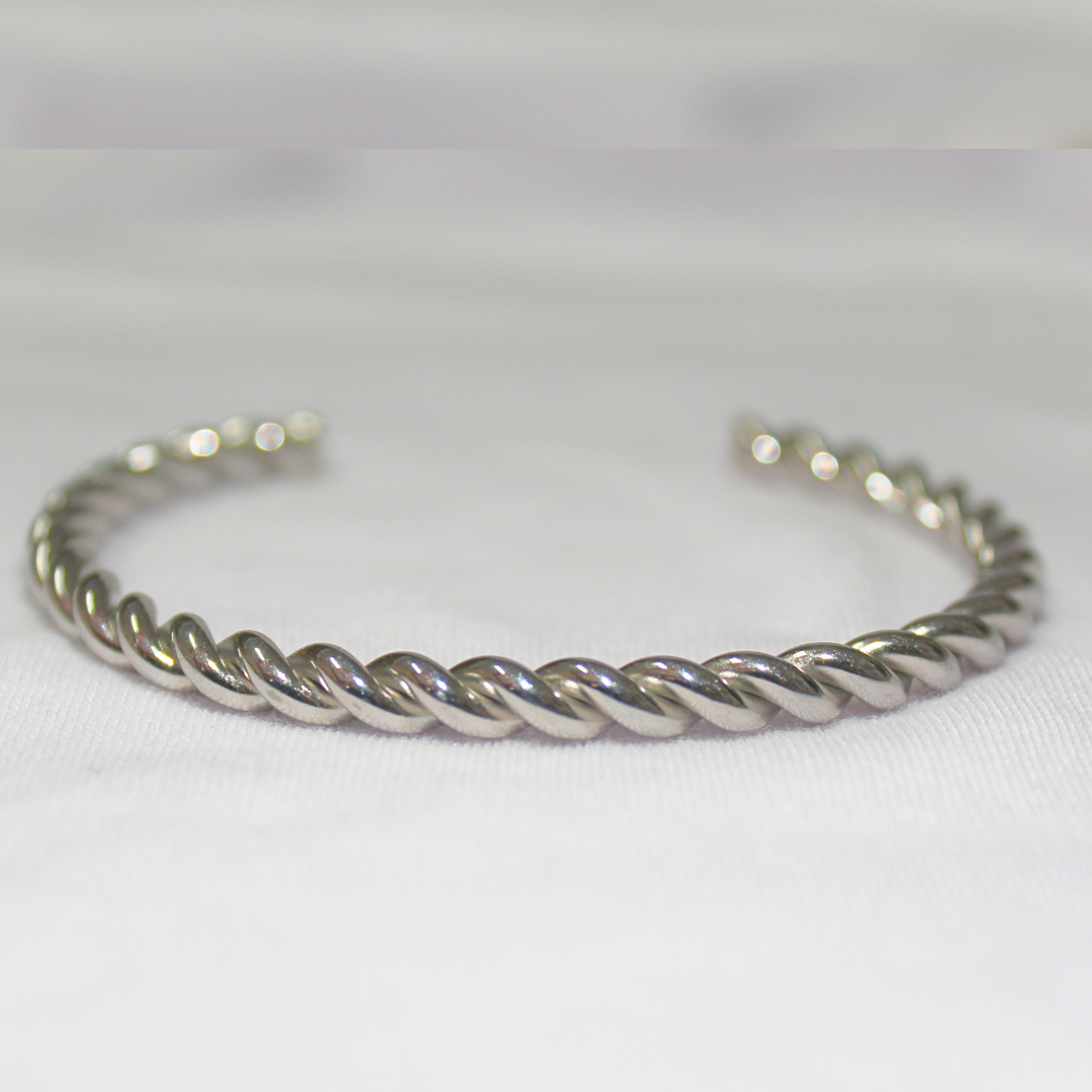 Silver twist bangle